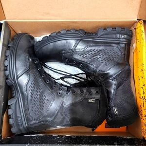 Got as a gift and don't fit.